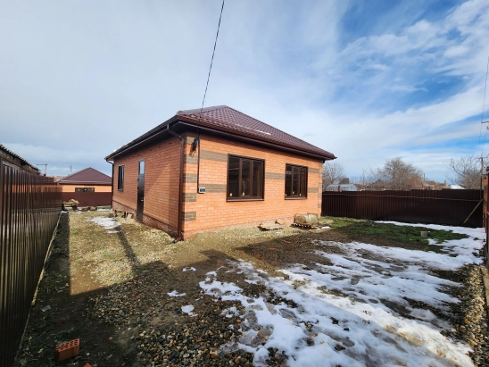 Новый дом 100 м² на 4 сотках с газом в Выселках. Сельская/семейная ип.