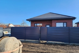 70 метров, 5 соток, школа №17 рядом. Красный кирпич «вишня» 