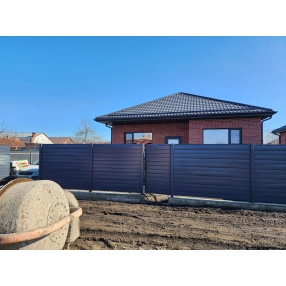 70 метров, 5 соток, школа №17 рядом. Красный кирпич «вишня»