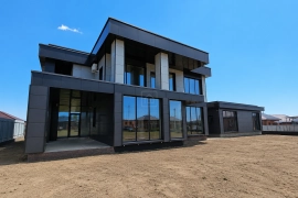 Особняк 340 м² со СПА-комплексом на 20 сотках