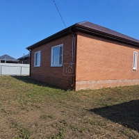 Новый кирпичный дом 106 м² на 5 сот. с газом в Выселках